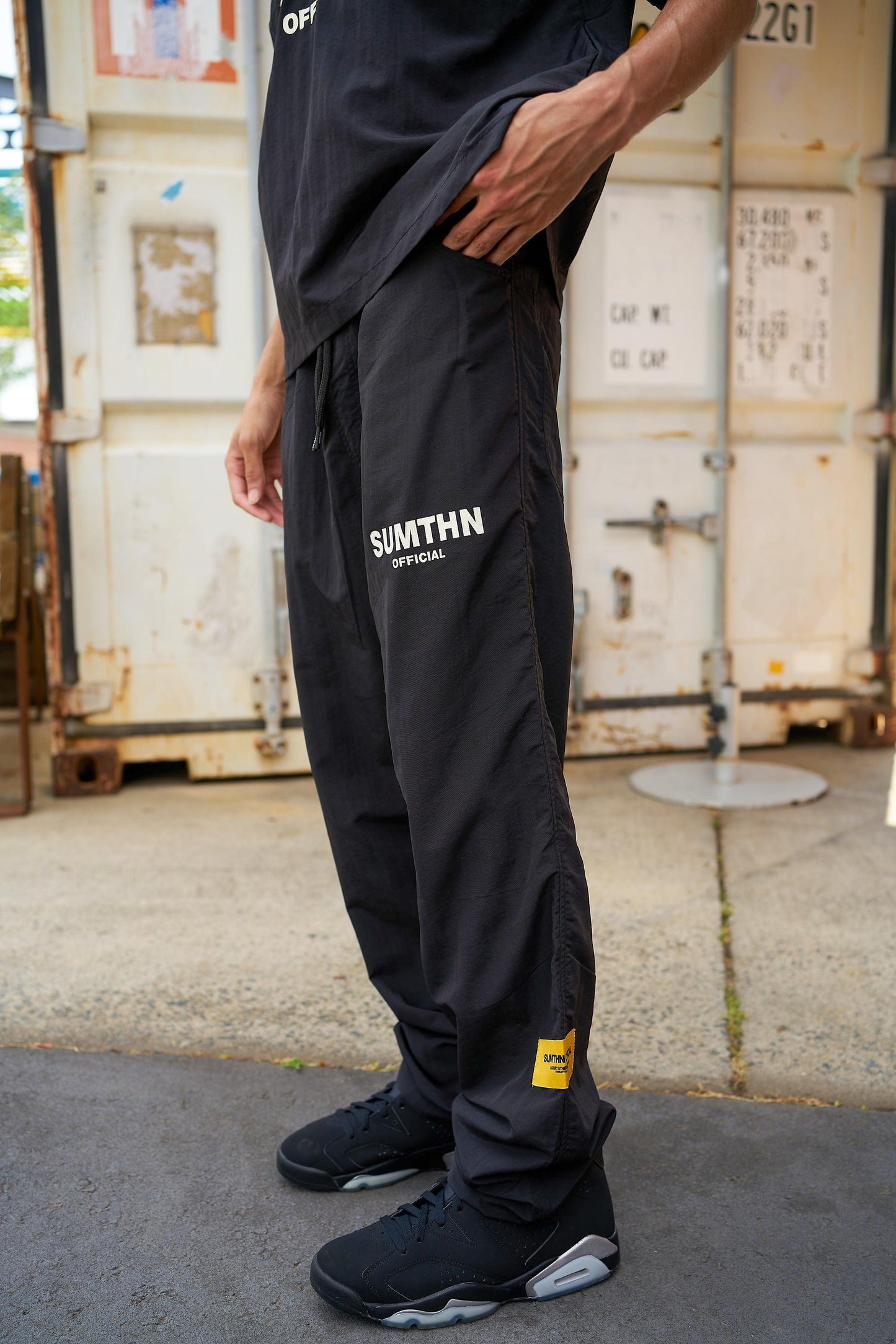 S.T.T Windbreaker Pants - Black/Cream